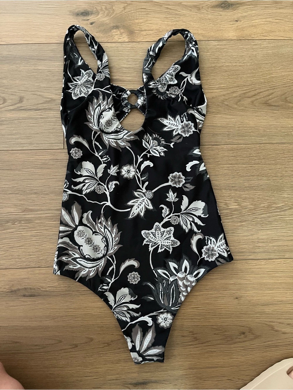 Mikoh One Piece Medium